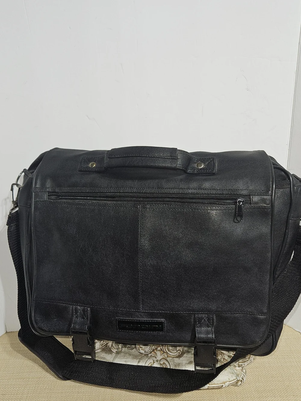 Fontini Black Leather Messenger Bag Travel Business Professional Office
